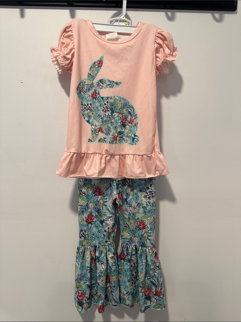 Girls' Pink Bunny Floral Pajama Set